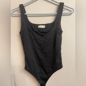 Aritzia Babaton Contour Bodysuit